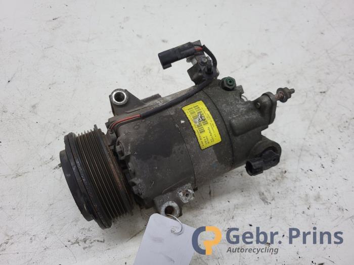 Gebrauchte Klimapumpe Ford Fiesta 6 (JA8) 1.0 EcoBoost 12V 100 Preis € 50,00 Margenregelung angeboten von Autorec. Gebr. Prins b.v.