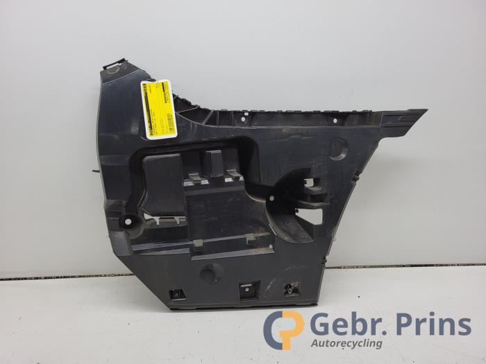 Używane Element zderzaka prawy tyl BMW 5 serie (F10) 528i 16V Cena € 30,00 Procedura marży oferowane przez Autorec. Gebr. Prins b.v.