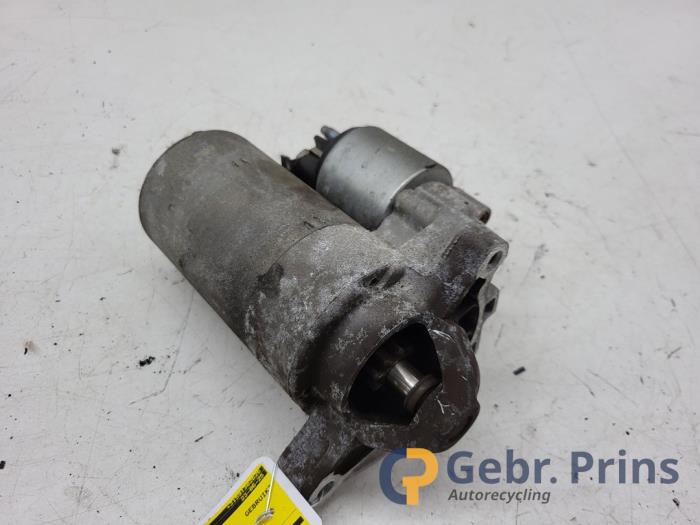 Gebrauchte Anlasser Peugeot 207/207+ (WA/WC/WM) 1.4 16V Preis € 30,00 Margenregelung angeboten von Autorec. Gebr. Prins b.v.