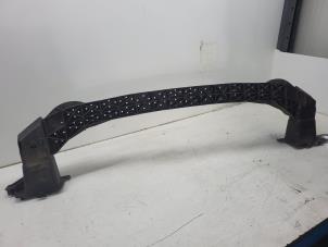 Usagé Cadre pare-chocs avant Citroen C4 Berline (NC) 1.6 16V VTi Prix € 30,00 Règlement à la marge proposé par Autorec. Gebr. Prins b.v.