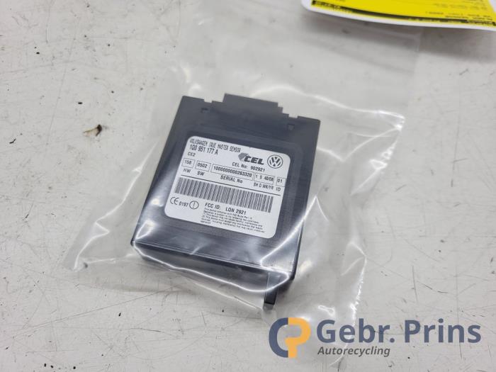 Begagnade Larmsensor Volkswagen Eos (1F7/F8) 1.4 TSI 16V BlueMotion Pris € 15,00 Marginaltabell erbjuds av Autorec. Gebr. Prins b.v.