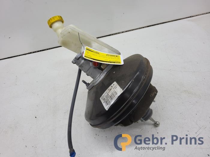 Usagé Servo frein Citroen C3 (SC) 1.2 VTi 82 12V Prix € 40,00 Règlement à la marge proposé par Autorec. Gebr. Prins b.v.