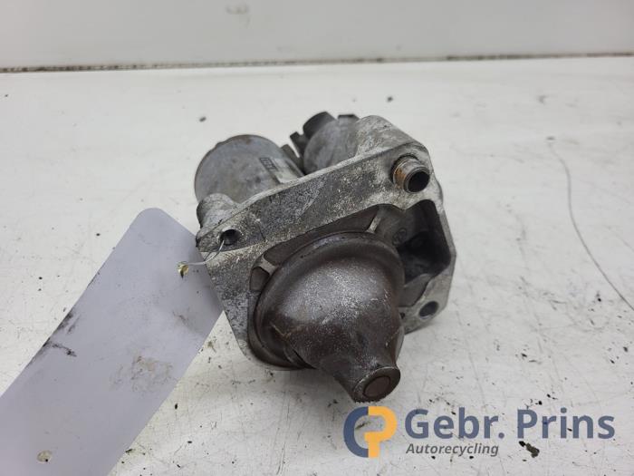 Gebrauchte Anlasser Citroen C3 (SC) 1.2 VTi 82 12V Preis € 30,00 Margenregelung angeboten von Autorec. Gebr. Prins b.v.