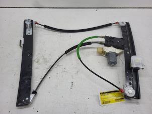 Begagnade Fönstermekanism, 4-dörrars, höger fram Ford Mondeo IV Wagon 2.2 TDCi 16V Pris € 25,00 Marginaltabell erbjuds av Autorec. Gebr. Prins b.v.