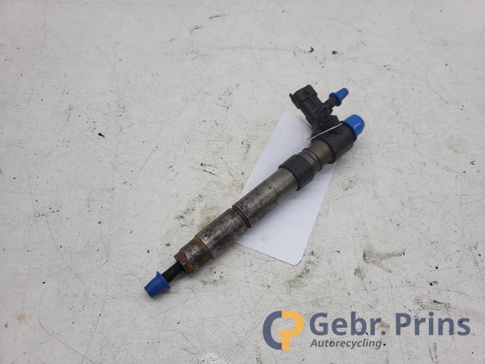 Usagé Injecteurs Ford Mondeo IV Wagon 2.2 TDCi 16V Prix € 100,00 Règlement à la marge proposé par Autorec. Gebr. Prins b.v.