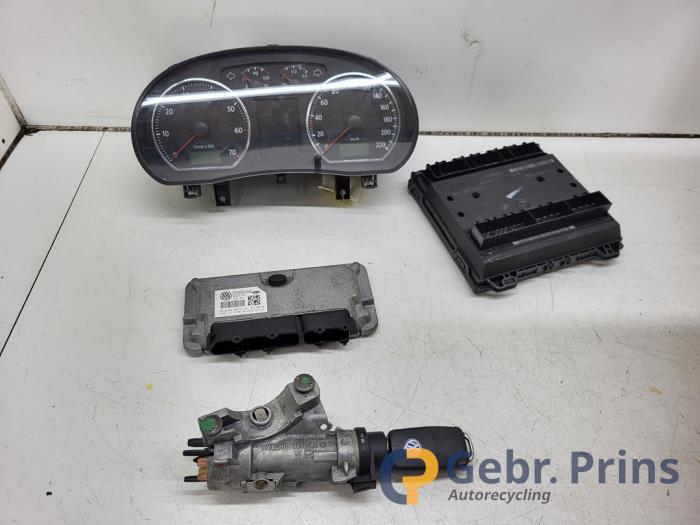 Used Ignition lock + computer Volkswagen Polo IV (9N1/2/3) 1.4 16V Price € 75,00 Margin scheme offered by Autorec. Gebr. Prins b.v.