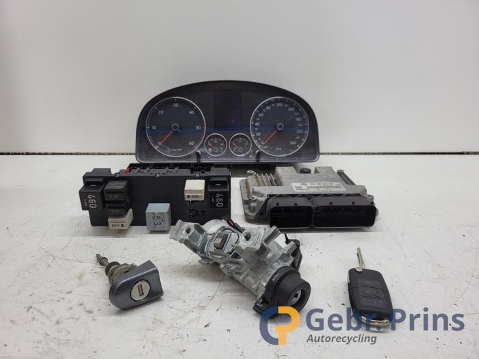 Used Ignition lock + computer Volkswagen Touran (1T1/T2) 2.0 TDI 16V 140 Price € 125,00 Margin scheme offered by Autorec. Gebr. Prins b.v.