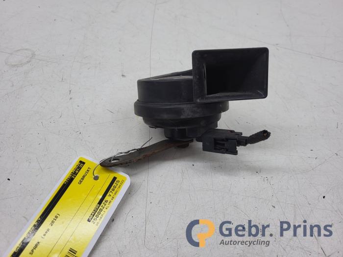 Używane Klakson Chevrolet Spark (M300) 1.0 16V Bifuel Cena € 10,00 Procedura marży oferowane przez Autorec. Gebr. Prins b.v.