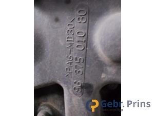 Engine from a Citroën Nemo (AA) 1.4 HDi 70 2008