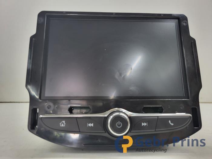 Usagé Système navigation Opel Corsa E 1.0 SIDI Turbo 12V Prix € 250,00 Règlement à la marge proposé par Autorec. Gebr. Prins b.v.
