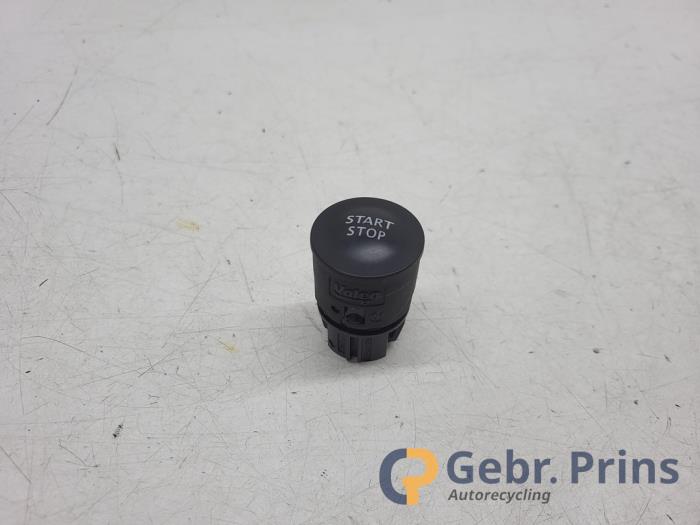 Ignition lock + computer from a Renault Clio IV (5R) 1.2 16V 2016