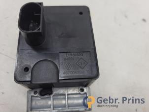Ignition lock + computer from a Renault Clio IV (5R) 1.2 16V 2016