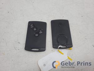 Ignition lock + computer from a Renault Clio IV (5R) 1.2 16V 2016