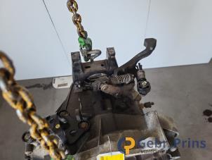 Getriebe van een Volkswagen Polo IV (9N1/2/3) 1.2 12V 2007