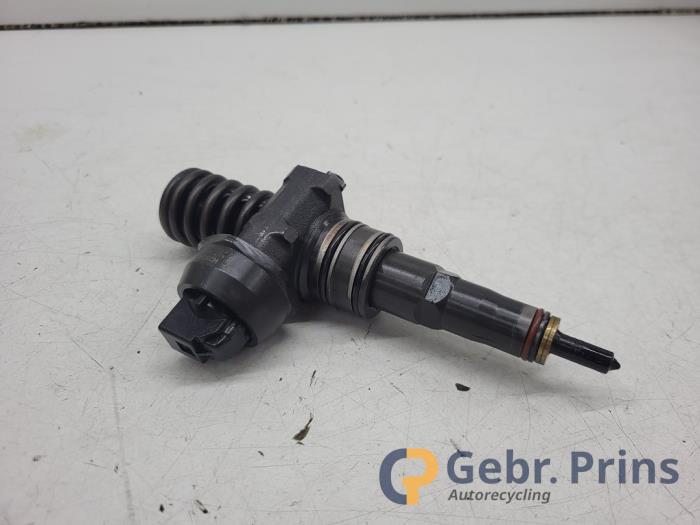Usagé Injecteurs Audi A3 Sportback (8PA) 1.9 TDI Prix € 100,00 Règlement à la marge proposé par Autorec. Gebr. Prins b.v.