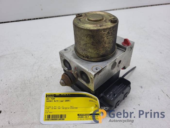 Begagnade ABS-pump Suzuki Alto (RF410) 1.1 16V Pris € 40,00 Marginaltabell erbjuds av Autorec. Gebr. Prins b.v.