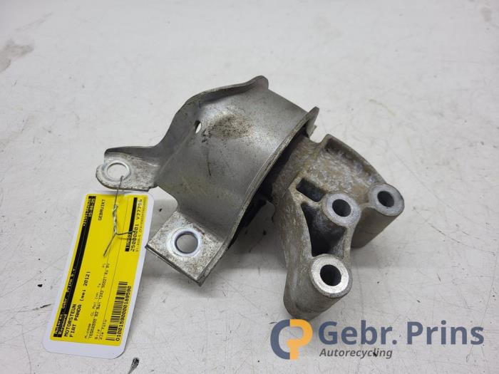 Gebrauchte Motorlager Fiat Panda (169) 1.2, Classic Preis € 20,00 Margenregelung angeboten von Autorec. Gebr. Prins b.v.