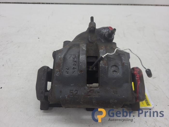 Gebrauchte Bremszange links hinten Mercedes Sprinter 3t (903) 310 D Preis € 40,00 Margenregelung angeboten von Autorec. Gebr. Prins b.v.