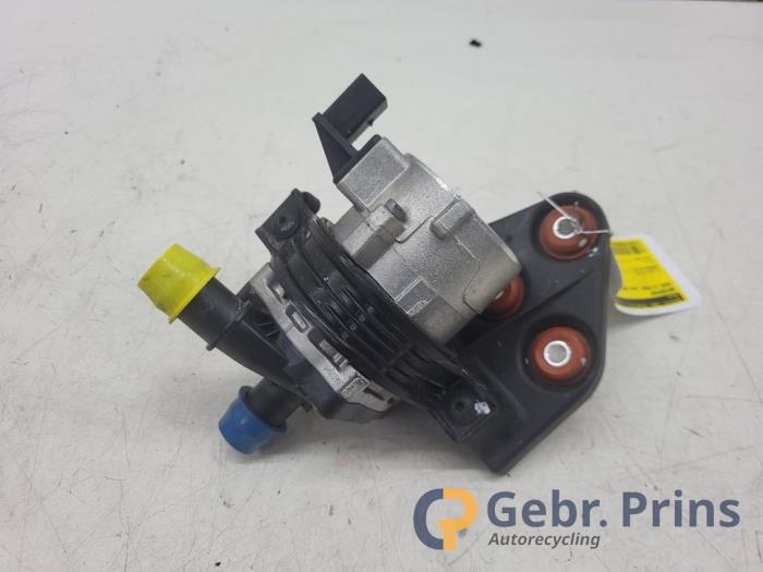 Begagnade Vattenpump Audi e-tron (GEN) 50 quattro Pris € 75,00 Marginaltabell erbjuds av Autorec. Gebr. Prins b.v.