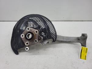 Begagnade Spindel, vänster fram Audi E-tron (GEN) 50 quattro Pris € 150,00 Marginaltabell erbjuds av Autorec. Gebr. Prins b.v.