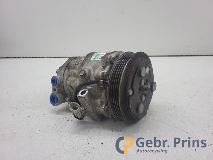 Gebrauchte Klimapumpe Opel Corsa C (F08/68) 1.2 16V Twin Port Preis € 40,00 Margenregelung angeboten von Autorec. Gebr. Prins b.v.