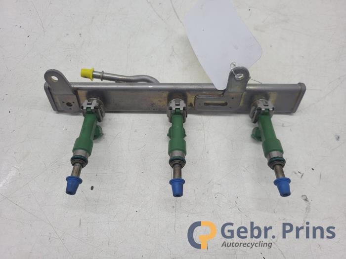 Usagé Système d'injection Renault Clio V (RJAB) 1.0 TCe 90 12V Prix € 50,00 Règlement à la marge proposé par Autorec. Gebr. Prins b.v.