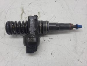 Usados Inyector (diésel) Seat Leon (1P1) 1.9 TDI 105 Precio € 75,00 Norma de margen ofrecido por Autorec. Gebr. Prins b.v.