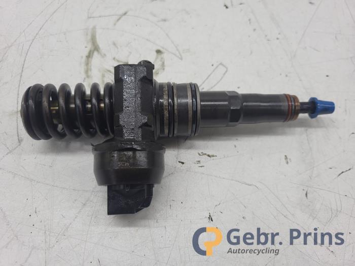 Usagé Injecteurs Seat Leon (1P1) 1.9 TDI 105 Prix € 75,00 Règlement à la marge proposé par Autorec. Gebr. Prins b.v.