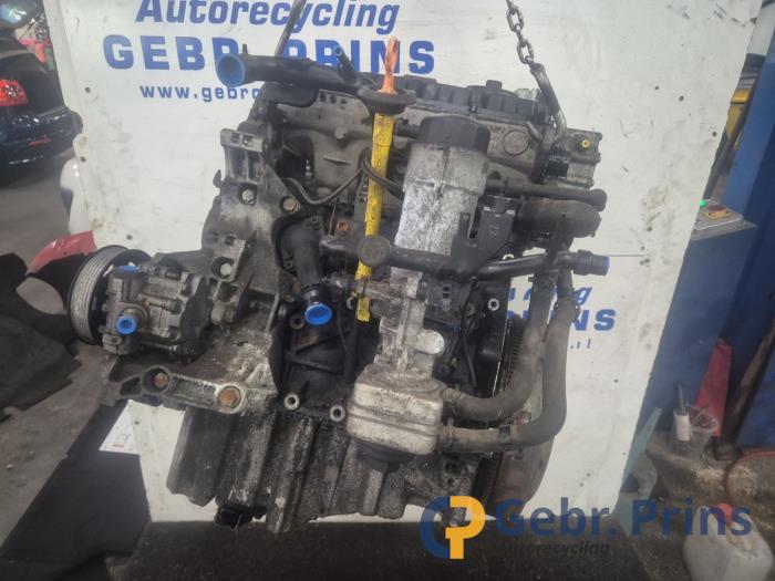 Used Engine Audi A4 (B7) 1.9 TDI Price € 500,00 Margin scheme offered by Autorec. Gebr. Prins b.v.