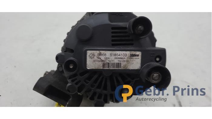 Begagnade Dynamo Fiat Fiorino (225) 1.3 JTD 16V Multijet Pris € 40,00 Marginaltabell erbjuds av Autorec. Gebr. Prins b.v.