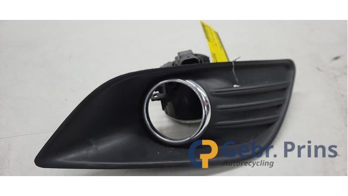 Używane Halogen prawy Ford Focus 2 Wagon 2.0 16V Cena € 10,00 Procedura marży oferowane przez Autorec. Gebr. Prins b.v.