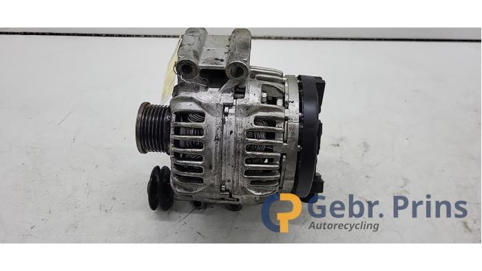 Begagnade Dynamo BMW 3 serie (E90) 318i 16V Pris € 40,00 Marginaltabell erbjuds av Autorec. Gebr. Prins b.v.