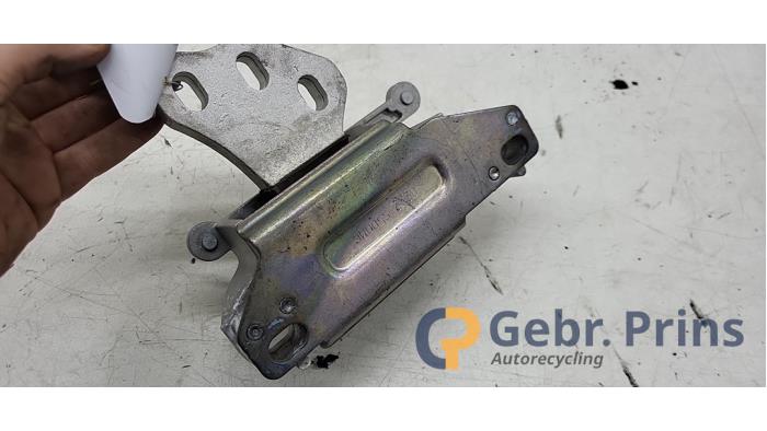Engine mount from a Ford Puma 1.0 Ti-VCT EcoBoost mHEV 12V 2022