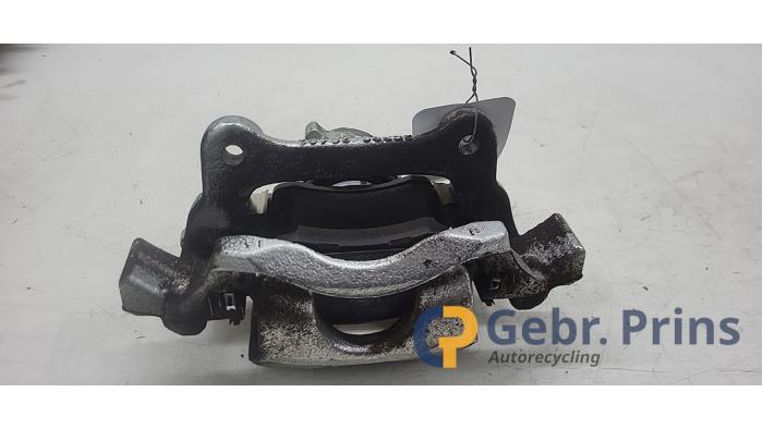 Gebrauchte Bremszange links vorne Ford Puma 1.0 Ti-VCT EcoBoost mHEV 12V Preis € 40,00 Margenregelung angeboten von Autorec. Gebr. Prins b.v.