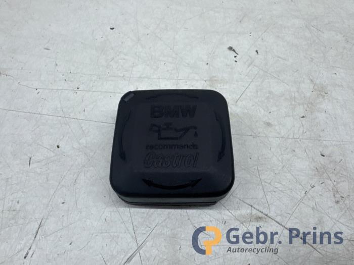 Gebrauchte Ölkappe BMW 3 serie Touring (E46/3) 316i 16V Preis € 5,00 Margenregelung angeboten von Autorec. Gebr. Prins b.v.