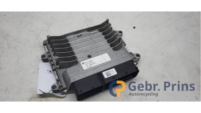 Used Automatic gearbox computer Kia Niro I (DE) 1.6 GDI Hybrid Price € 75,00 Margin scheme offered by Autorec. Gebr. Prins b.v.