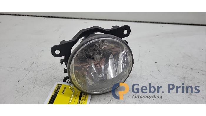 Używane Halogen lewy Dacia Dokker Express (8S) 1.5 dCi 90 Cena € 24,20 Z VAT oferowane przez Autorec. Gebr. Prins b.v.