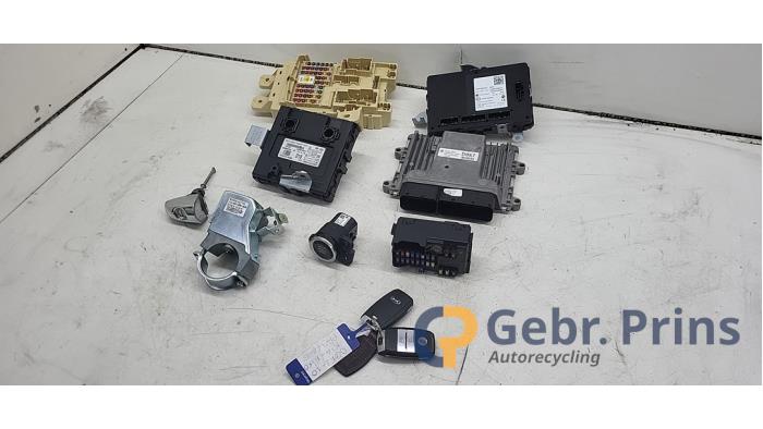 Used Ignition lock + computer Kia Niro I (DE) 1.6 GDI Hybrid Price € 200,00 Margin scheme offered by Autorec. Gebr. Prins b.v.