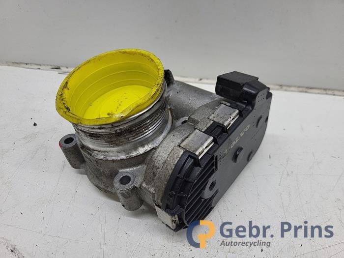 Usagé Boîtier accélérateur Volvo V60 I (FW/GW) 2.4 D6 20V AWD Twin Engine Plug-in Hybrid Prix € 40,00 Règlement à la marge proposé par Autorec. Gebr. Prins b.v.