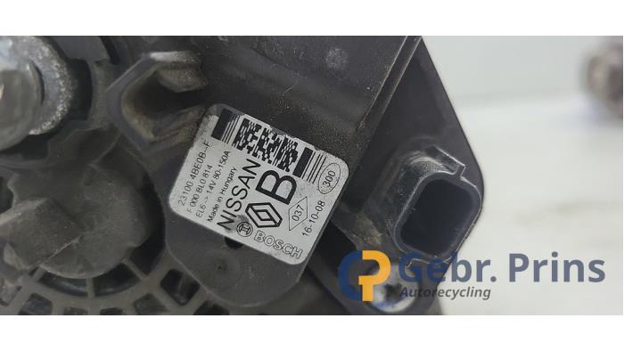 Dynamo från en Nissan Qashqai (J11) 1.2 DIG-T 16V 2017