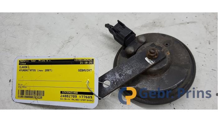 Używane Klakson Hyundai Atos 1.1 12V Cena € 10,00 Procedura marży oferowane przez Autorec. Gebr. Prins b.v.