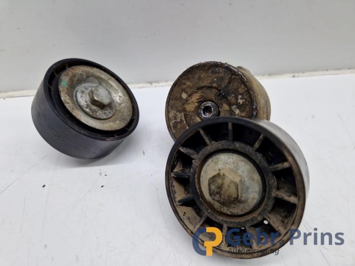 Usados Rodillo tensor correa múltiple Fiat Ducato (250) 2.3 D 130 Multijet Precio € 30,25 IVA incluido ofrecido por Autorec. Gebr. Prins b.v.