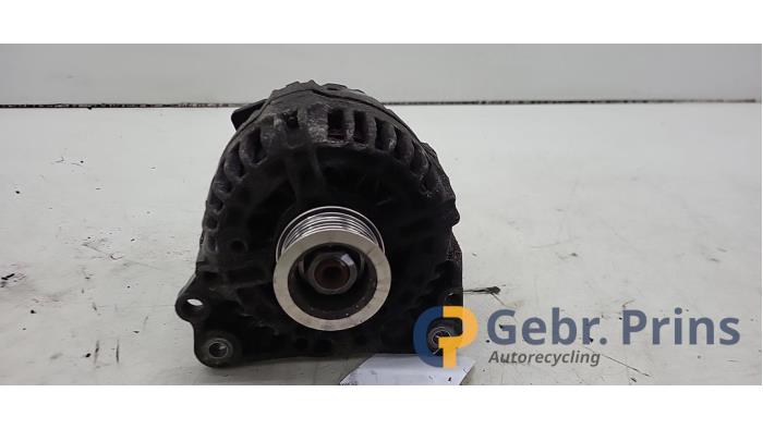 Gebrauchte Dynamo Volkswagen Golf V (1K1) 1.6 FSI 16V Preis € 35,00 Margenregelung angeboten von Autorec. Gebr. Prins b.v.