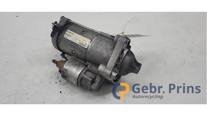 Begagnade Startmotor Volvo V40 (MV) 2.0 D4 16V Pris € 40,00 Marginaltabell erbjuds av Autorec. Gebr. Prins b.v.