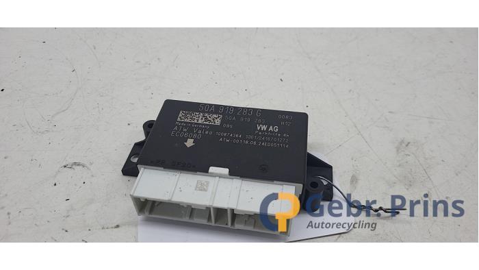 Begagnade PDC-modul Volkswagen Polo VI (AW1) 1.0 TSI 12V Pris € 40,00 Marginaltabell erbjuds av Autorec. Gebr. Prins b.v.