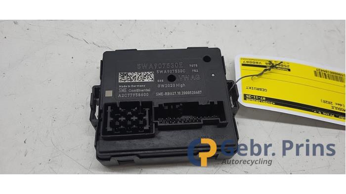 Begagnade Gateway-modul Volkswagen Golf VIII (CD1) 2.0 GTI 16V Pris € 60,00 Marginaltabell erbjuds av Autorec. Gebr. Prins b.v.