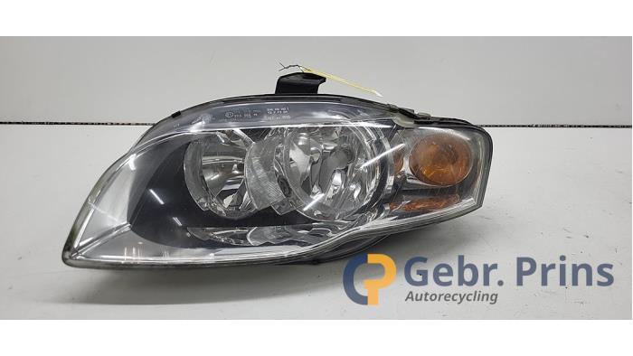 Gebrauchte Scheinwerfer links Audi A4 (B7) 2.0 20V Preis € 40,00 Margenregelung angeboten von Autorec. Gebr. Prins b.v.