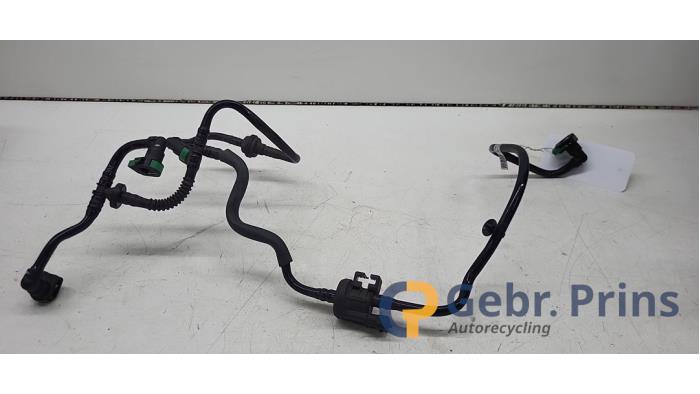 Usagé Conduit (divers) Ford Fiesta 7 1.0 EcoBoost 12V 100 Prix € 30,00 Règlement à la marge proposé par Autorec. Gebr. Prins b.v.