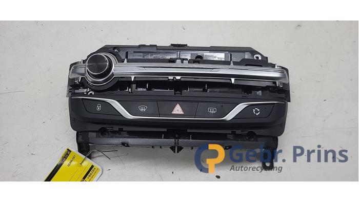 Gebrauchte Klimabedienteil Peugeot 308 (L3/L8/LB/LH/LP) 1.2 12V e-THP PureTech 130 Preis € 40,00 Margenregelung angeboten von Autorec. Gebr. Prins b.v.