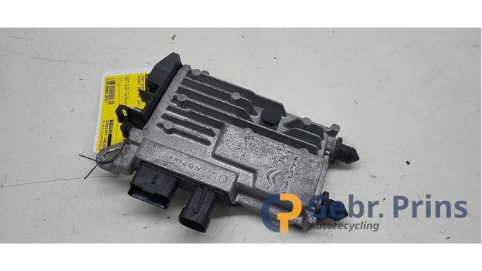 Usagé Ordinateur marche-arrêt Peugeot 308 (L3/L8/LB/LH/LP) 1.2 12V e-THP PureTech 130 Prix € 50,00 Règlement à la marge proposé par Autorec. Gebr. Prins b.v.